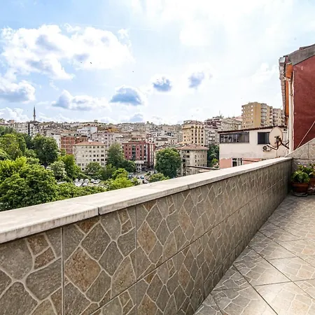 Duplex Cozy Flat With A Balcony Near Nisantasi * Istanbul