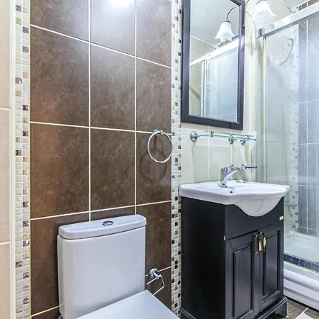Duplex Cozy Flat With A Balcony Near Nisantasi