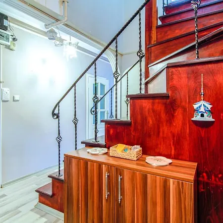 Duplex Cozy Flat With A Balcony Near Nisantasi איסטמבול