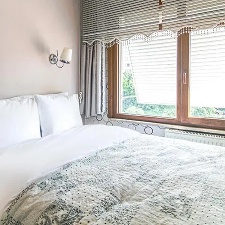 Duplex Cozy Flat With A Balcony Near Nisantasi *