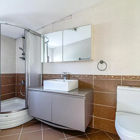 Duplex Cozy Flat With A Balcony Near Nisantasi * איסטמבול