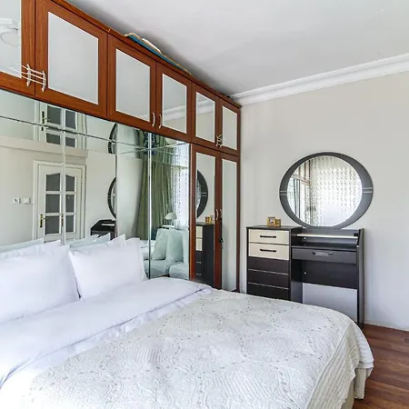 Duplex Cozy Flat With A Balcony Near Nisantasi
